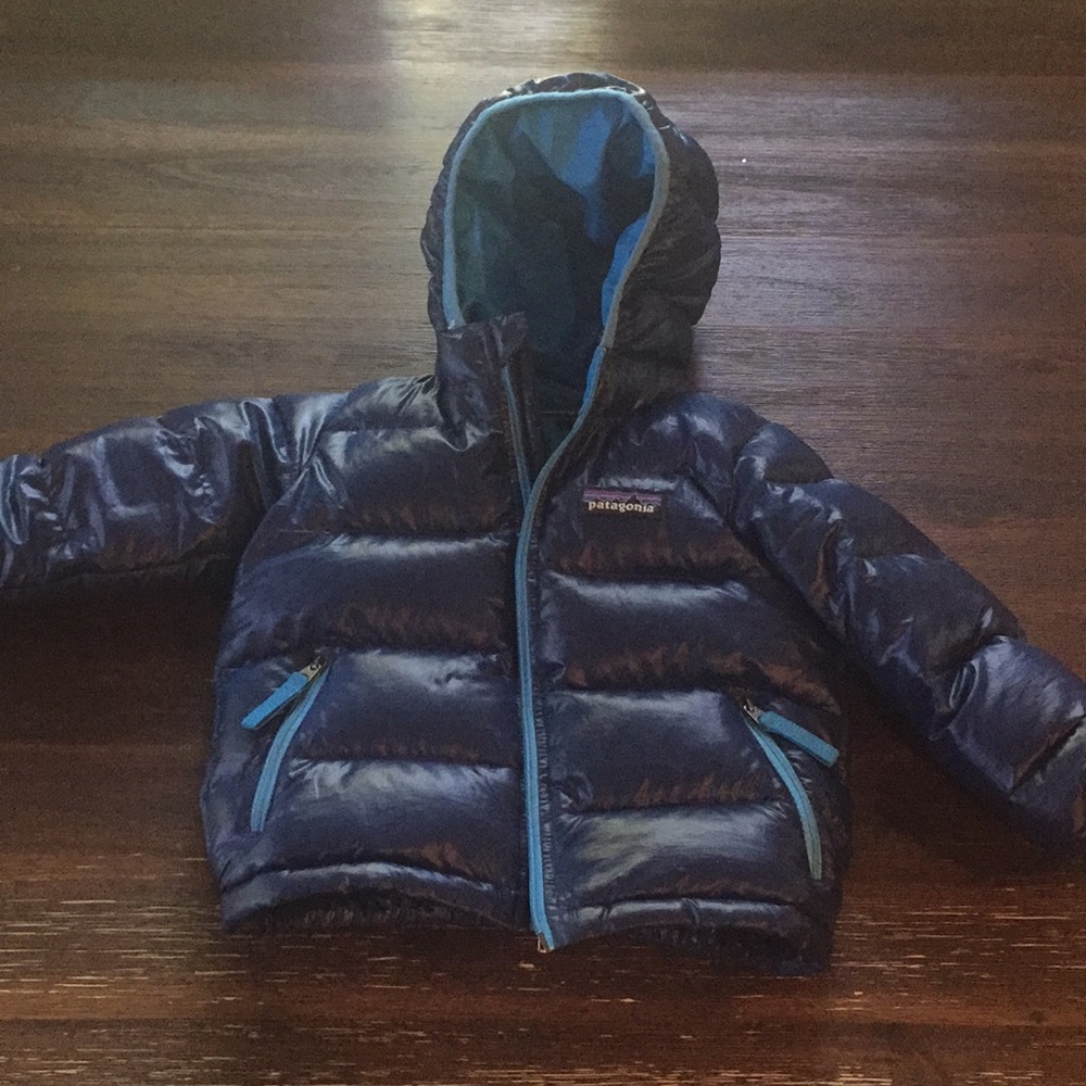 Navy blue Patagonia jacket. Down 6-12 months